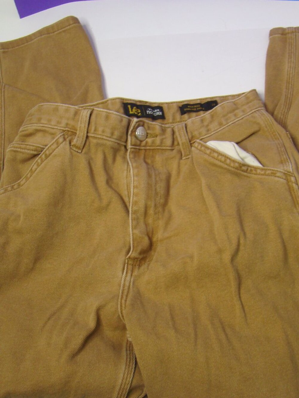 Lee Vintage Modern Jeans  Highrise Stovepipe Relaxed Size 28 Goldenrod